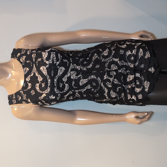 🩵SAINTS + SECRETS Lace Bodice Formal Maxi Dress Front Slit Chiffon Drop Waist - Picture 4 of 15